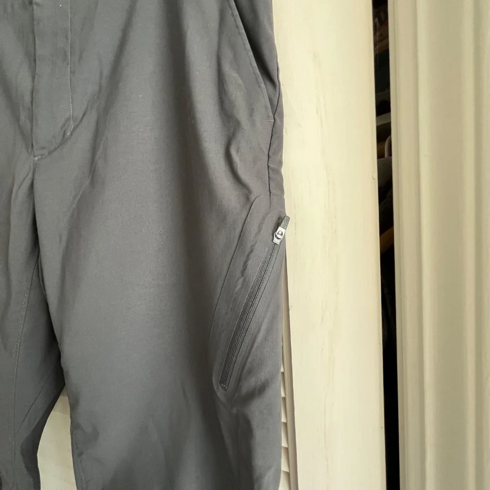 The North Face MENS Black Outdoor Pant Size 32 x 30